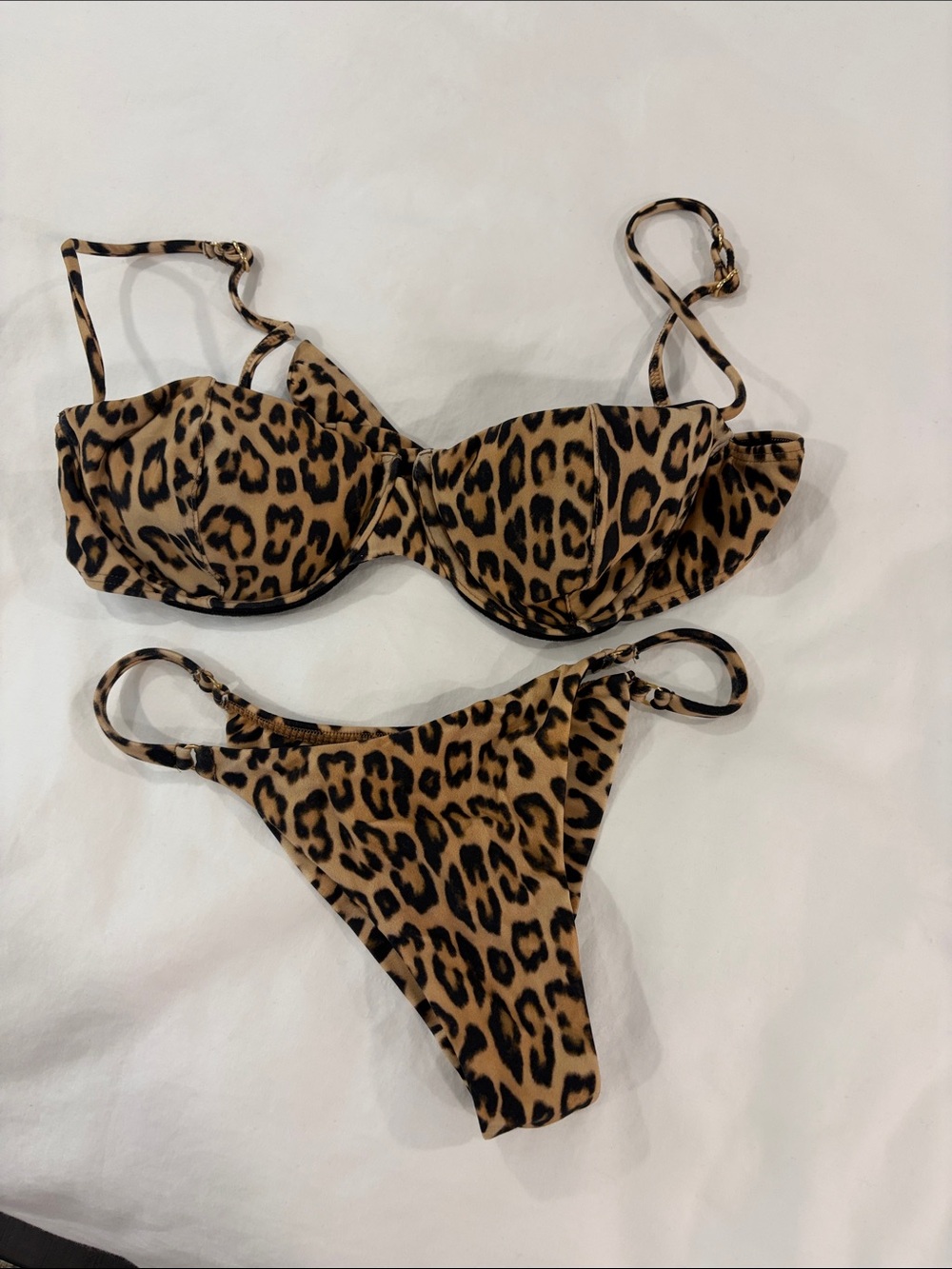 Vix Leopard Print Underwire Bikini in Tan and Black